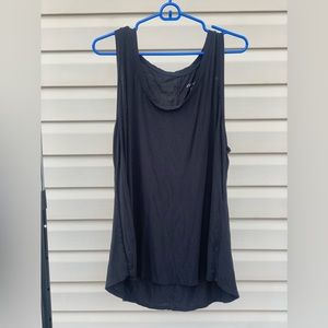 Ava & Viv size 1 Tanks